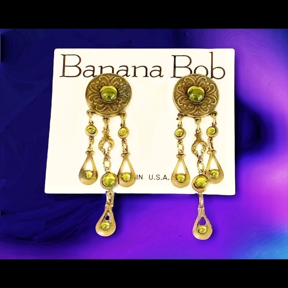 Vintage Art Deco ox gold apple green glass cab chandelier long earrings pierced